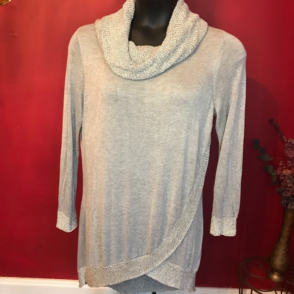 Belldini Silver Wrap Sweater Size 0X
